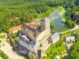 hrad kost